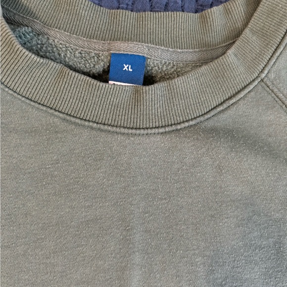 Old Navy Sweatshirt - Picture 2 of 5